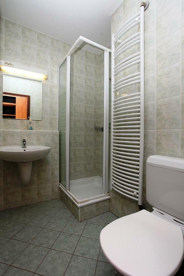 Aranypart Hotel Шиофок Экстерьер фото
